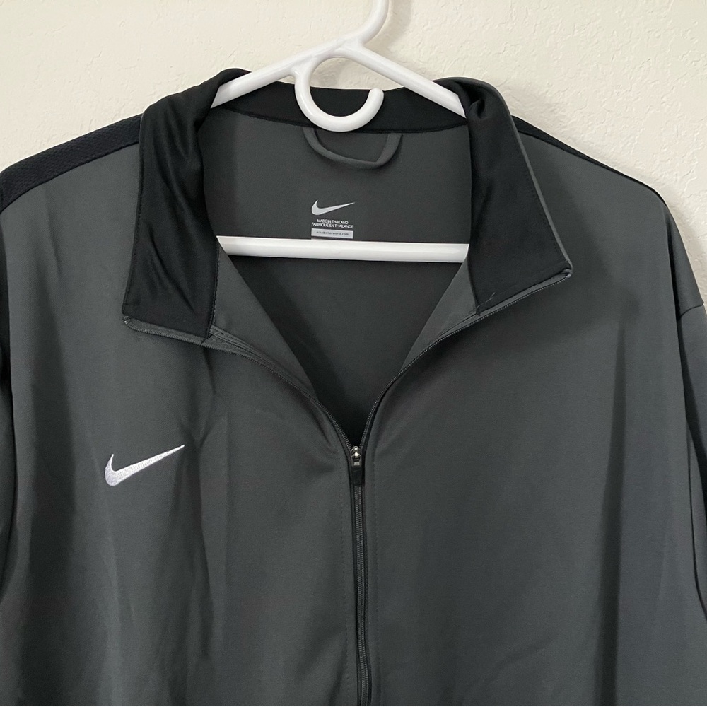 New With Tag Nike Jacket Men’s XXL Training Full Zip Track Athletic 835571-062
